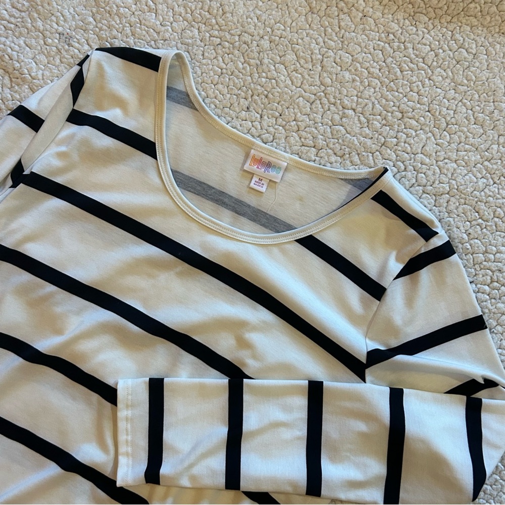 LuLaRoe Long Sleeve Tshirt